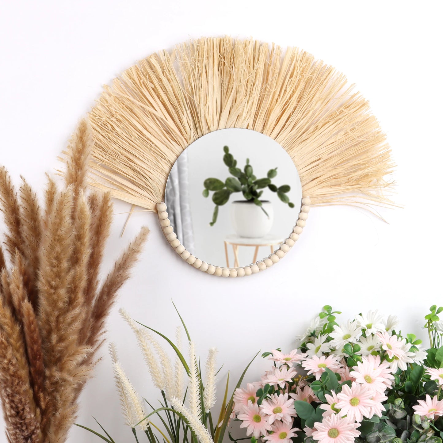 Miroir en acrylique avec encadrement de paille