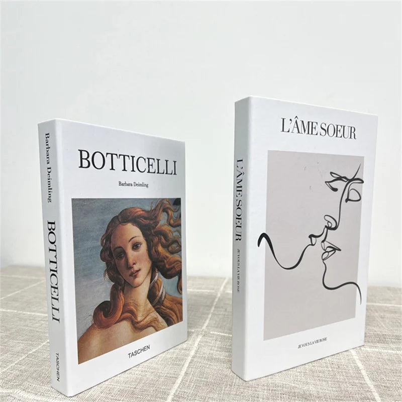 Faux livres décoratifs