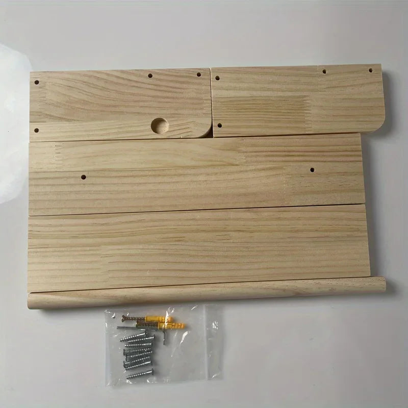 Petites étagères en bois pour chambre d’enfant