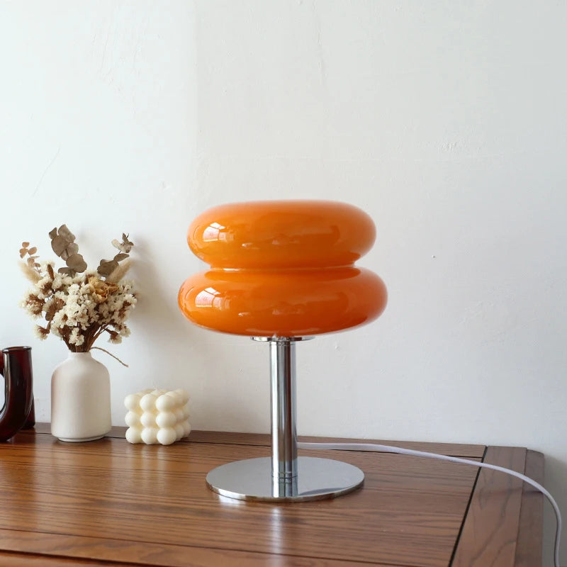 Lampe de table design en métal