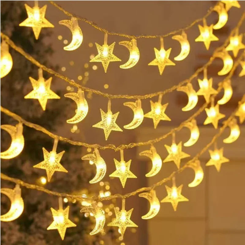 Guirlandes lumineuses de Noël – Étoiles, sapins, lunes ou boules