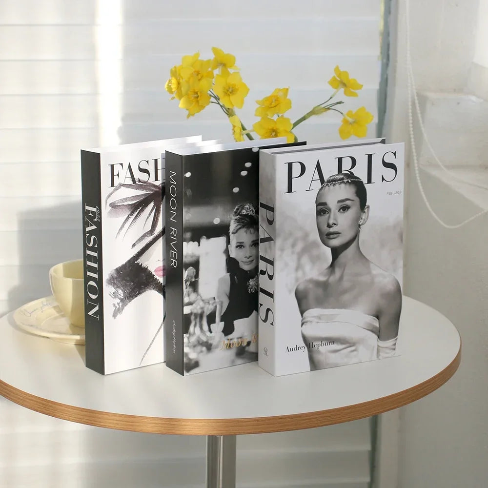 Faux livres décoratifs