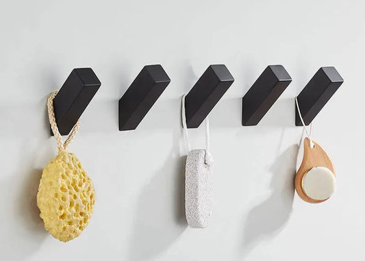 Crochet mural noir en acier inoxydable