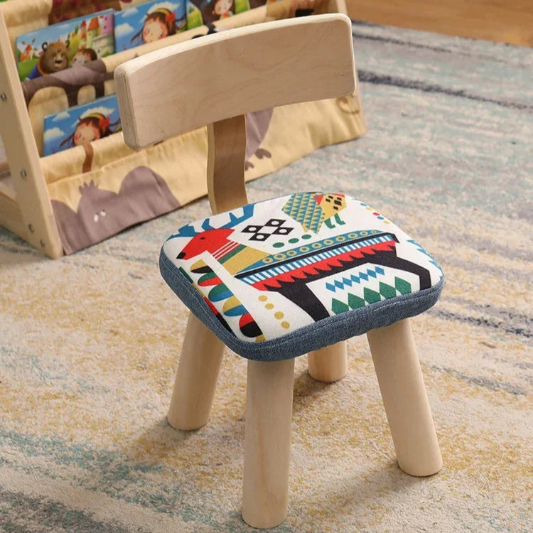 Petites chaises enfants en bois