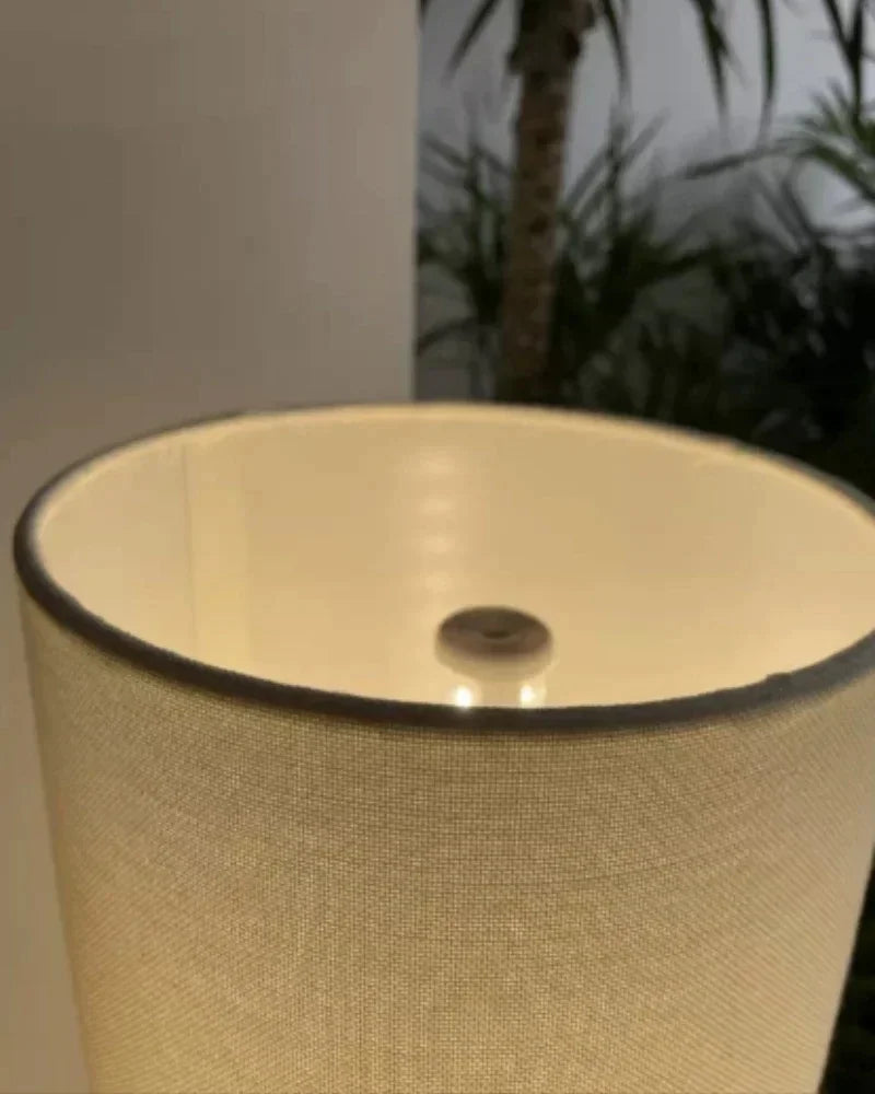 Lampadaire en bois massif style nordique – Abat-jour en tissu beige