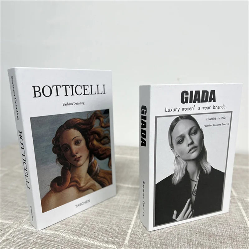 Faux livres décoratifs