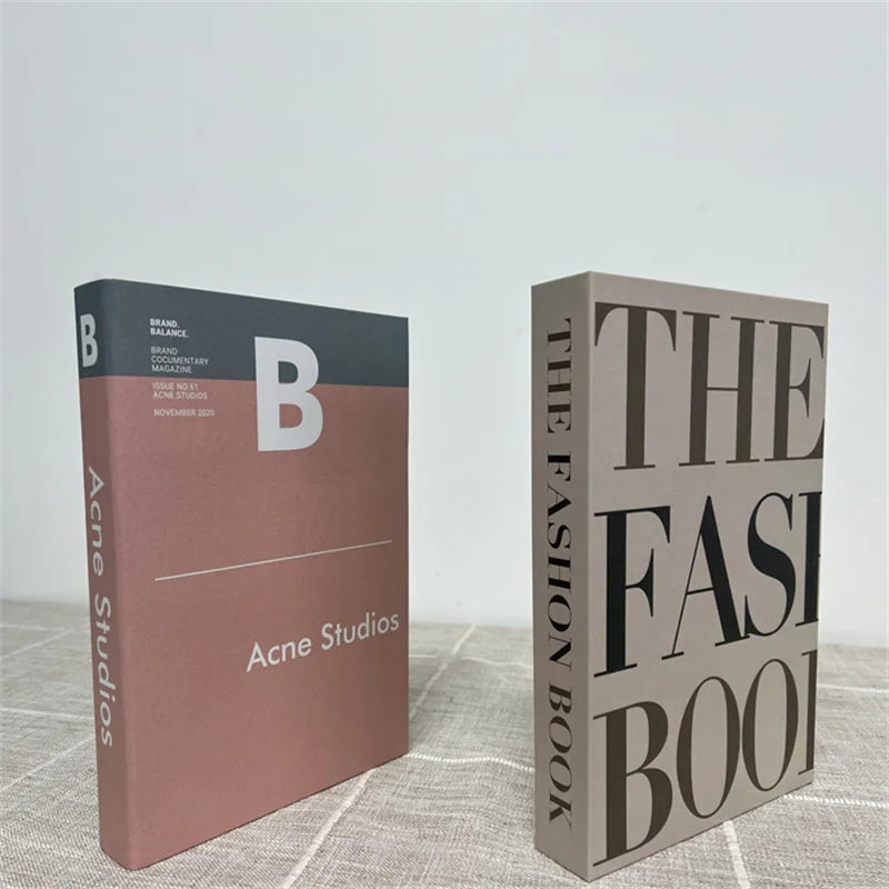 Faux livres décoratifs
