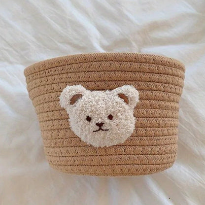 Petits paniers en corde tissée avec têtes d’ours