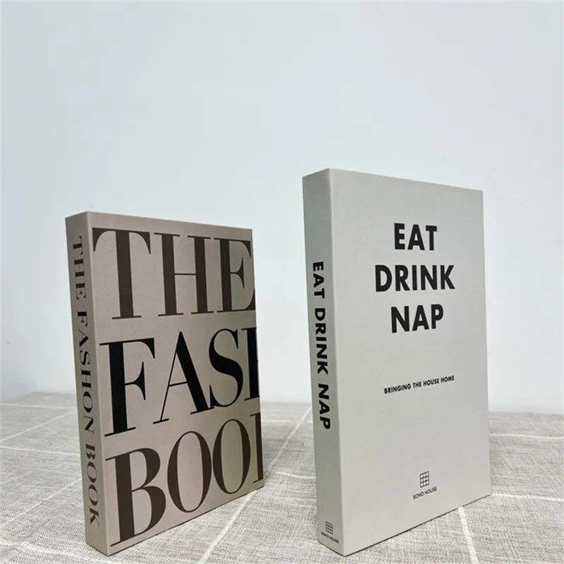 Faux livres décoratifs