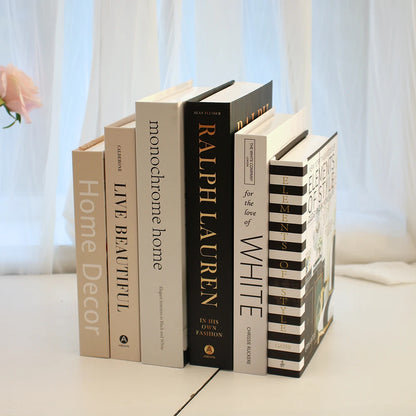 Faux livres décoratifs