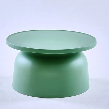 Petites tables en plastique