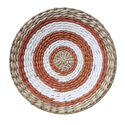 Assiettes murales en rotin tissé