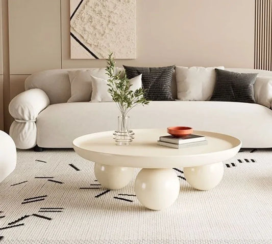 Table basse design en métal blanc