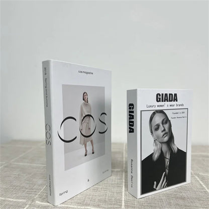 Faux livres décoratifs