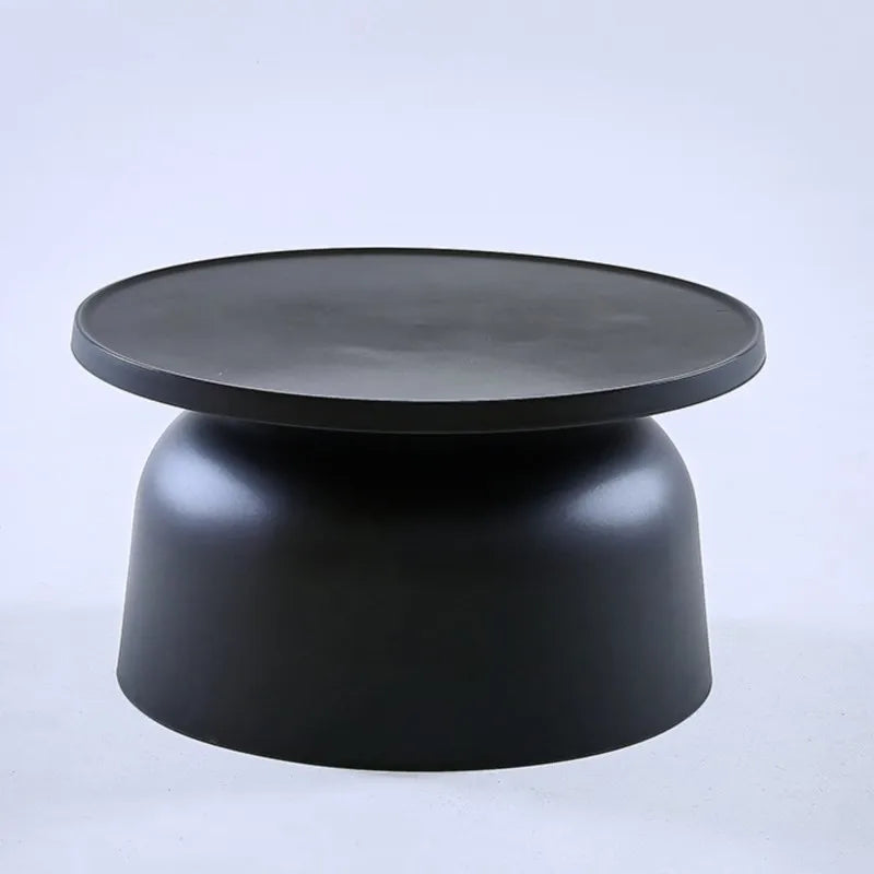 Petites tables en plastique