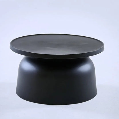 Petites tables en plastique