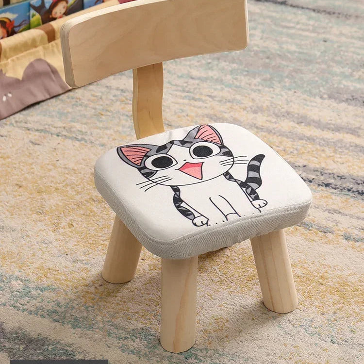 Petites chaises enfants en bois