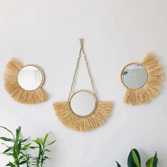 Miroir en acrylique avec encadrement de paille