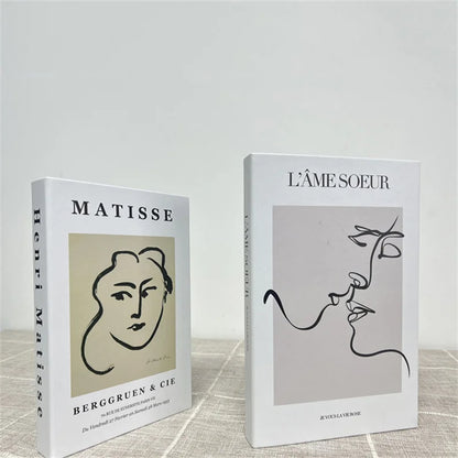 Faux livres décoratifs
