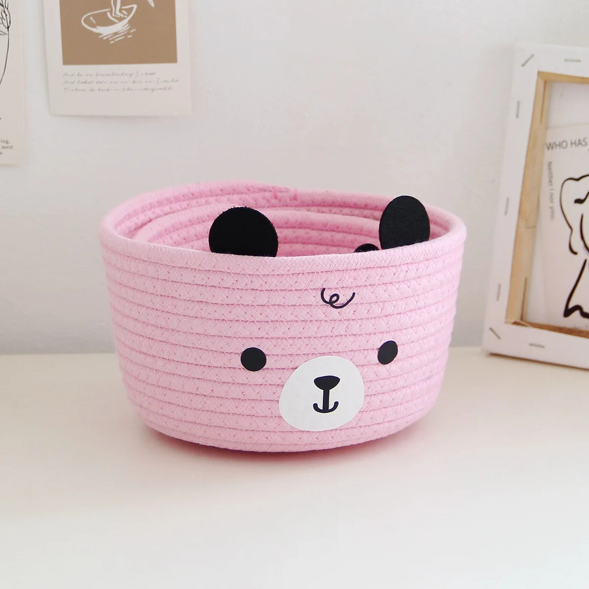 Petits paniers de rangement en rotin