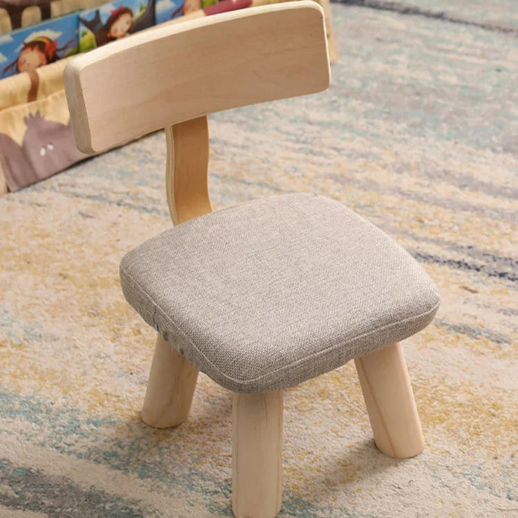 Petites chaises enfants en bois