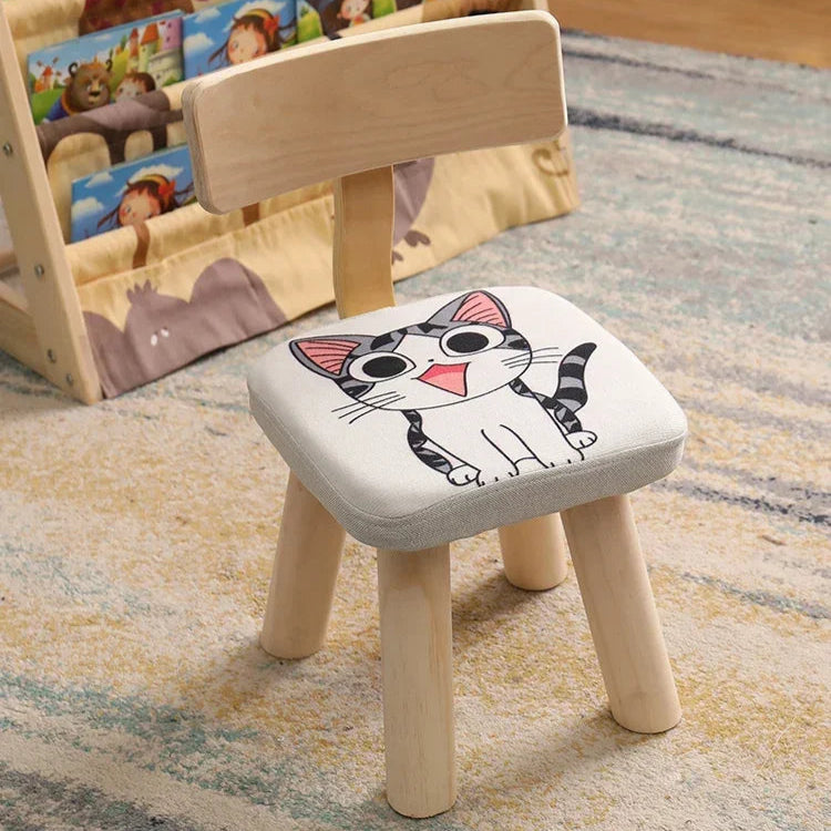 Petites chaises enfants en bois