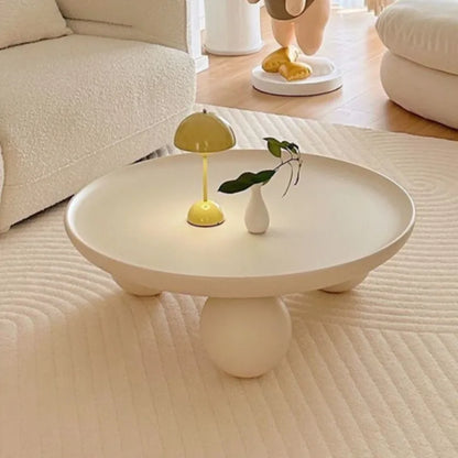 Table basse design en métal blanc