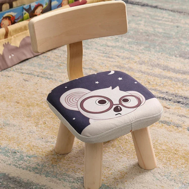 Petites chaises enfants en bois