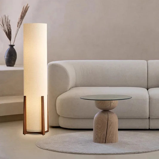 Lampadaire scandinave en bois naturel – Abat-jour en tissu clair