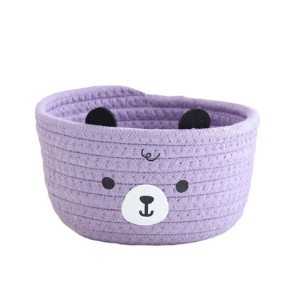 Petits paniers de rangement en rotin