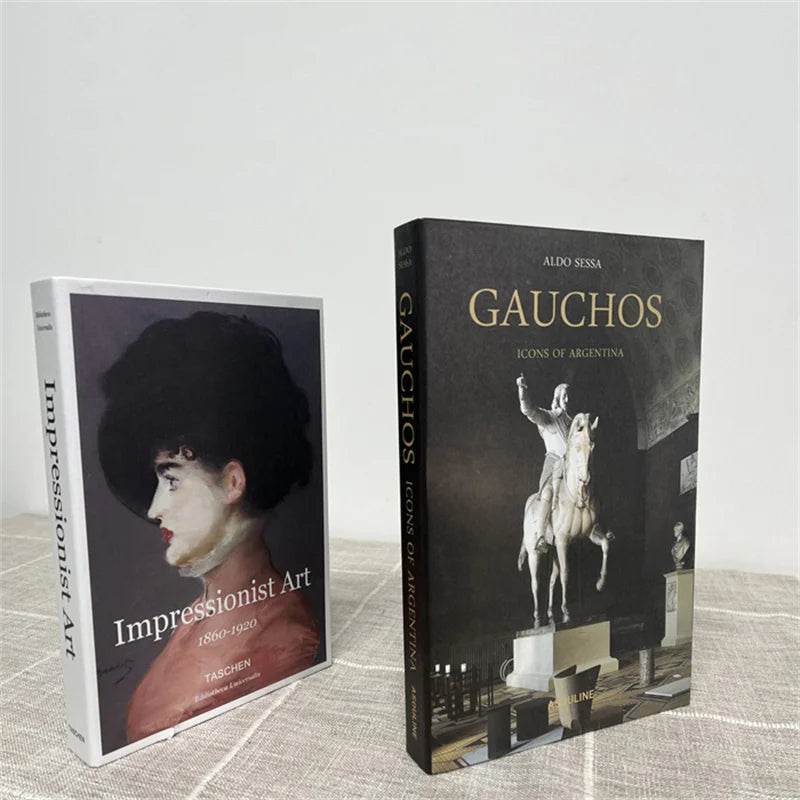 Faux livres décoratifs