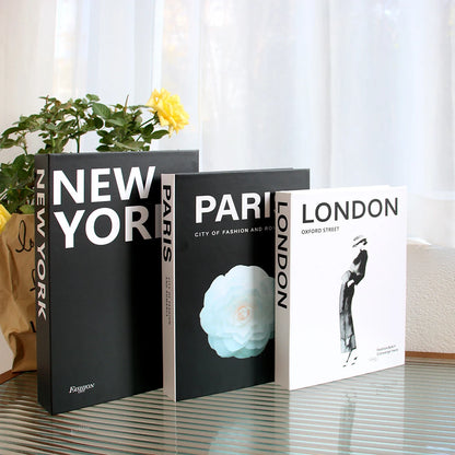Faux livres décoratifs