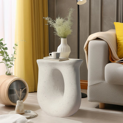 Petite table d’appoint en béton blanc – Design minimaliste
