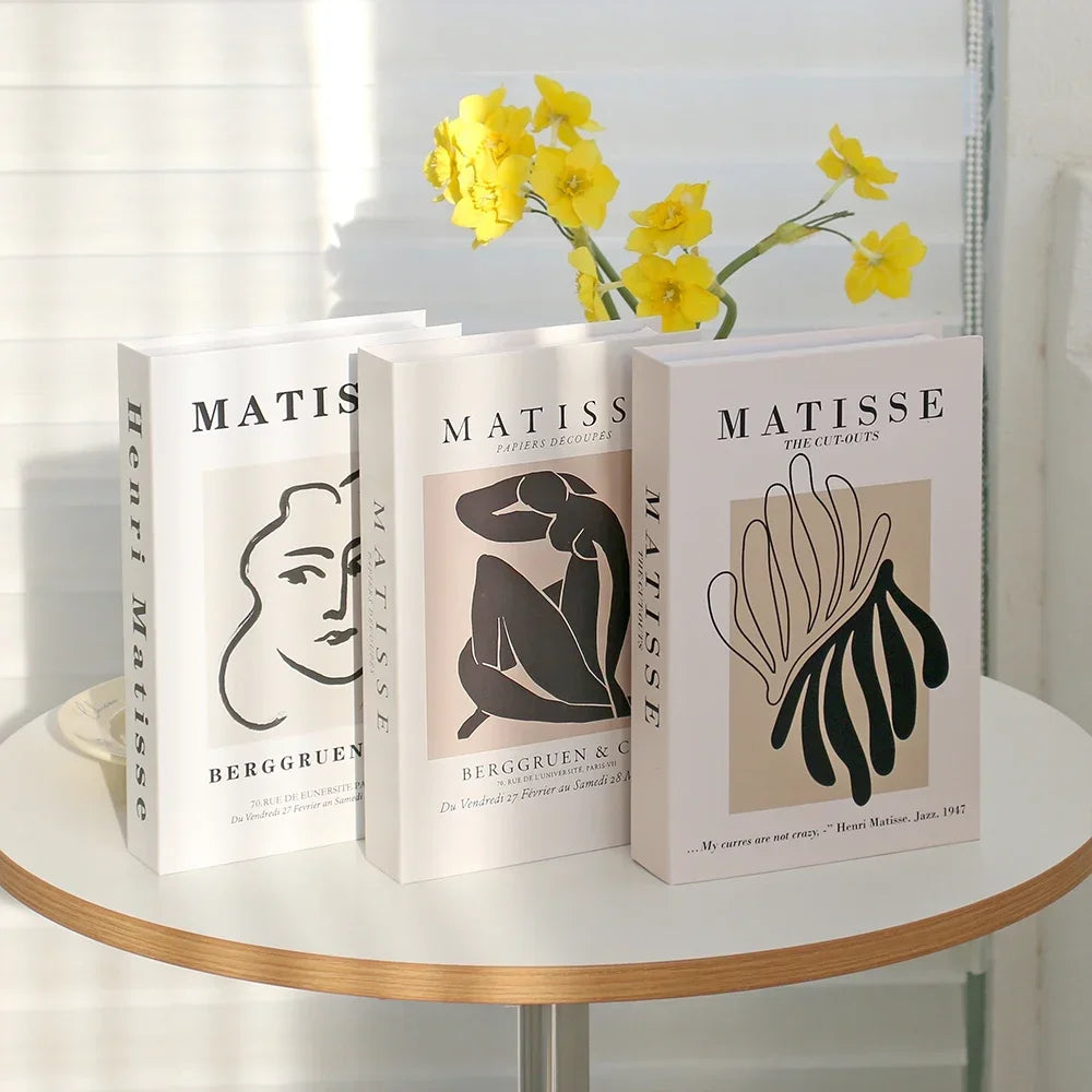 Faux livres décoratifs