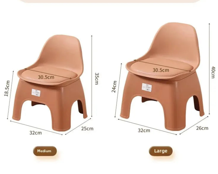 Chaises enfant en plastique