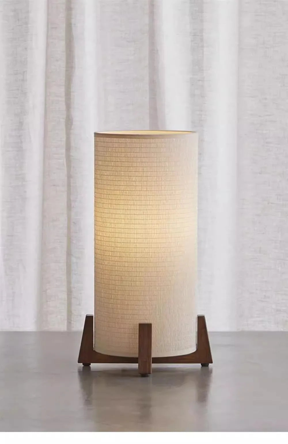 Lampadaire scandinave en bois naturel – Abat-jour en tissu clair